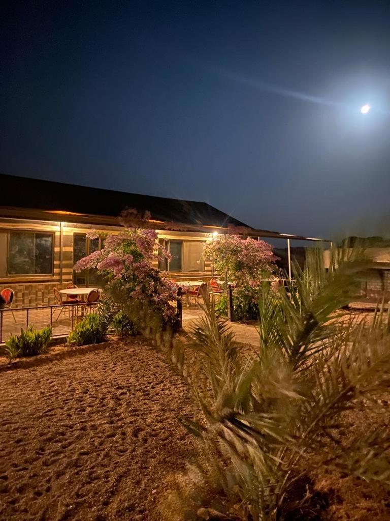 Moon Night Camp Hotel Wadi Rum Luaran gambar