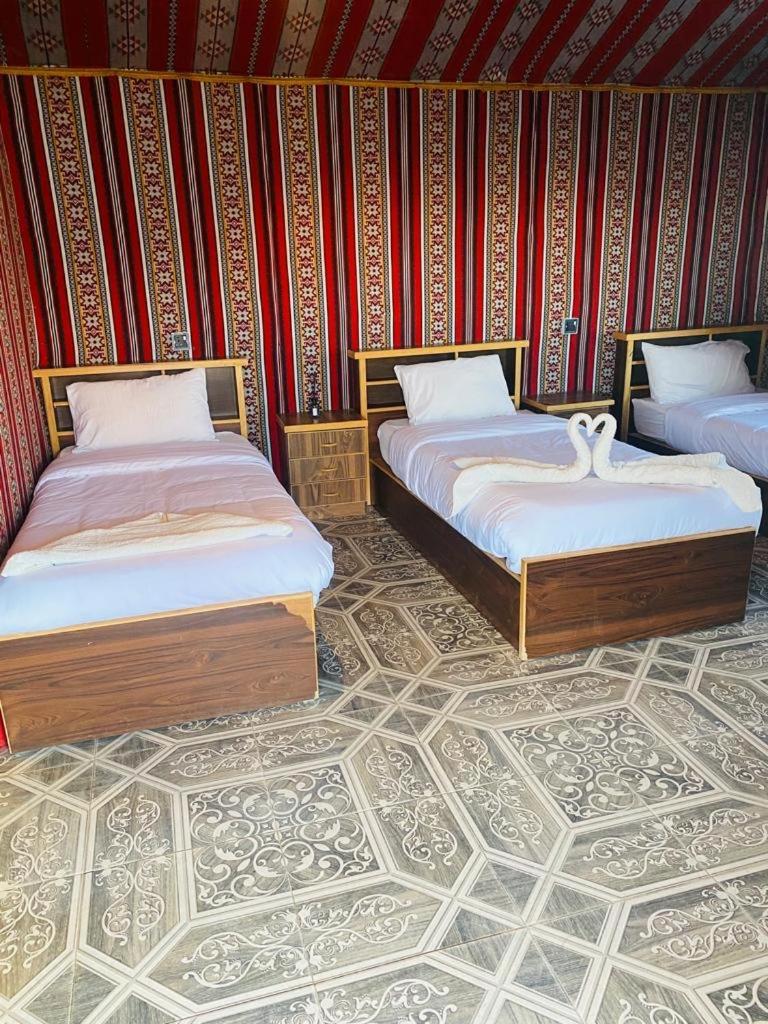 Moon Night Camp Hotel Wadi Rum Luaran gambar