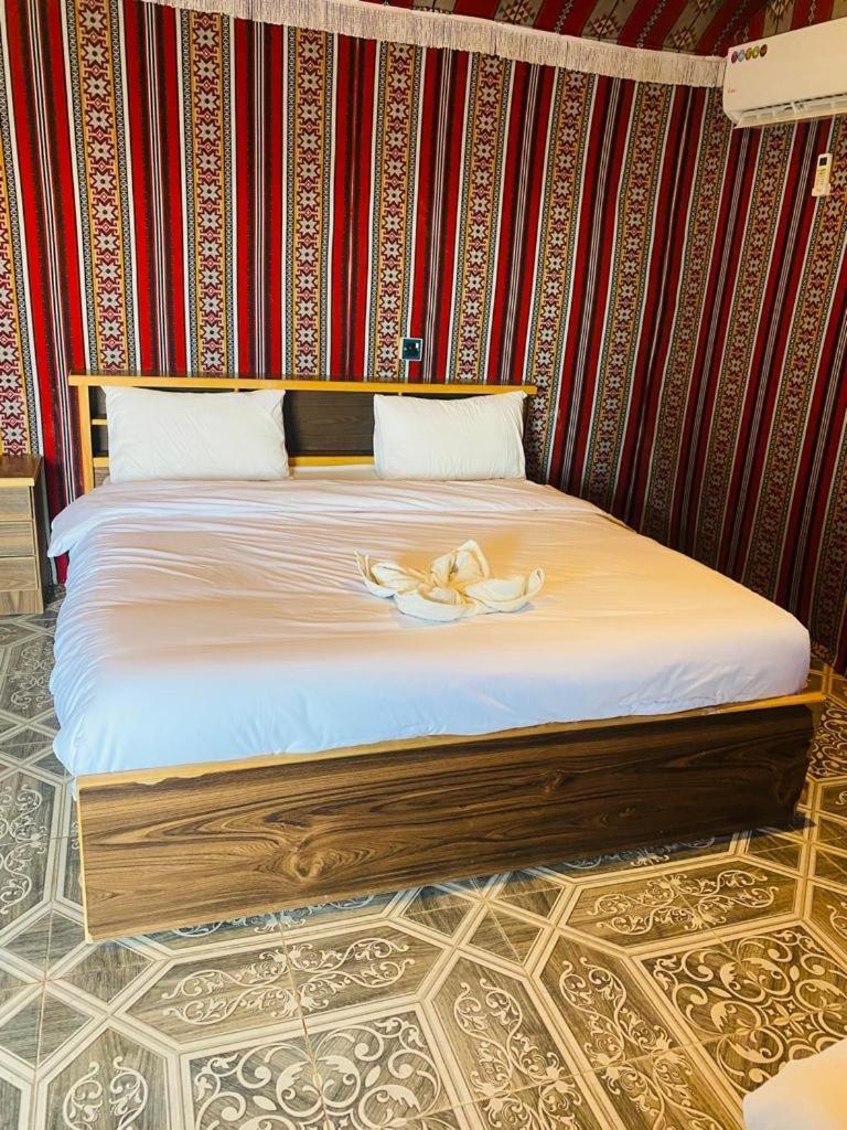 Moon Night Camp Hotel Wadi Rum Luaran gambar